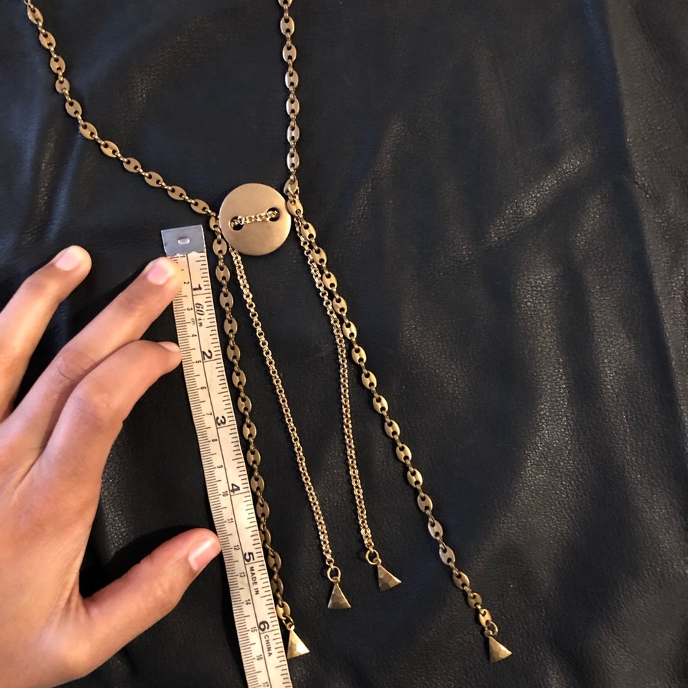 Modern brass bolo necklace w triangle charms - Picture 4 of 6